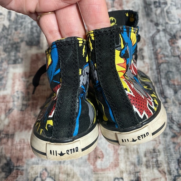 Converse x Batman Graphic High-Tops - Picture 4 of 5